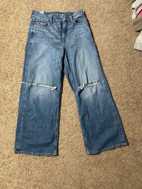American Eagle Medium Wash Wide Leg Stretch Jeans